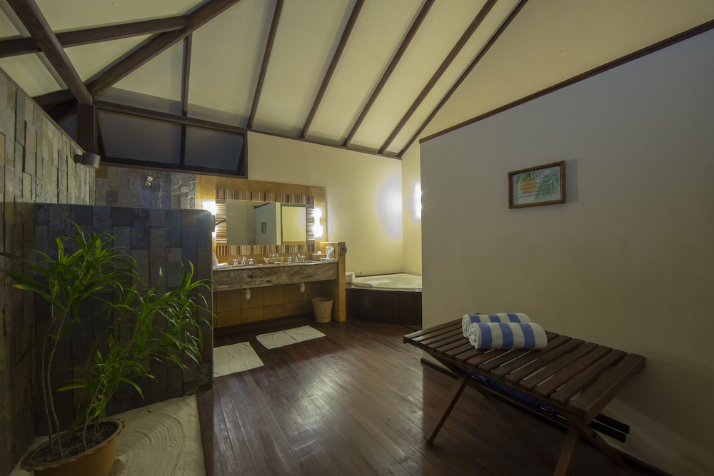 Filitheyo Island Resort 122/151