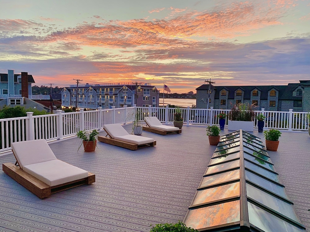 Atlantic Beach Hotel Newport 42/48