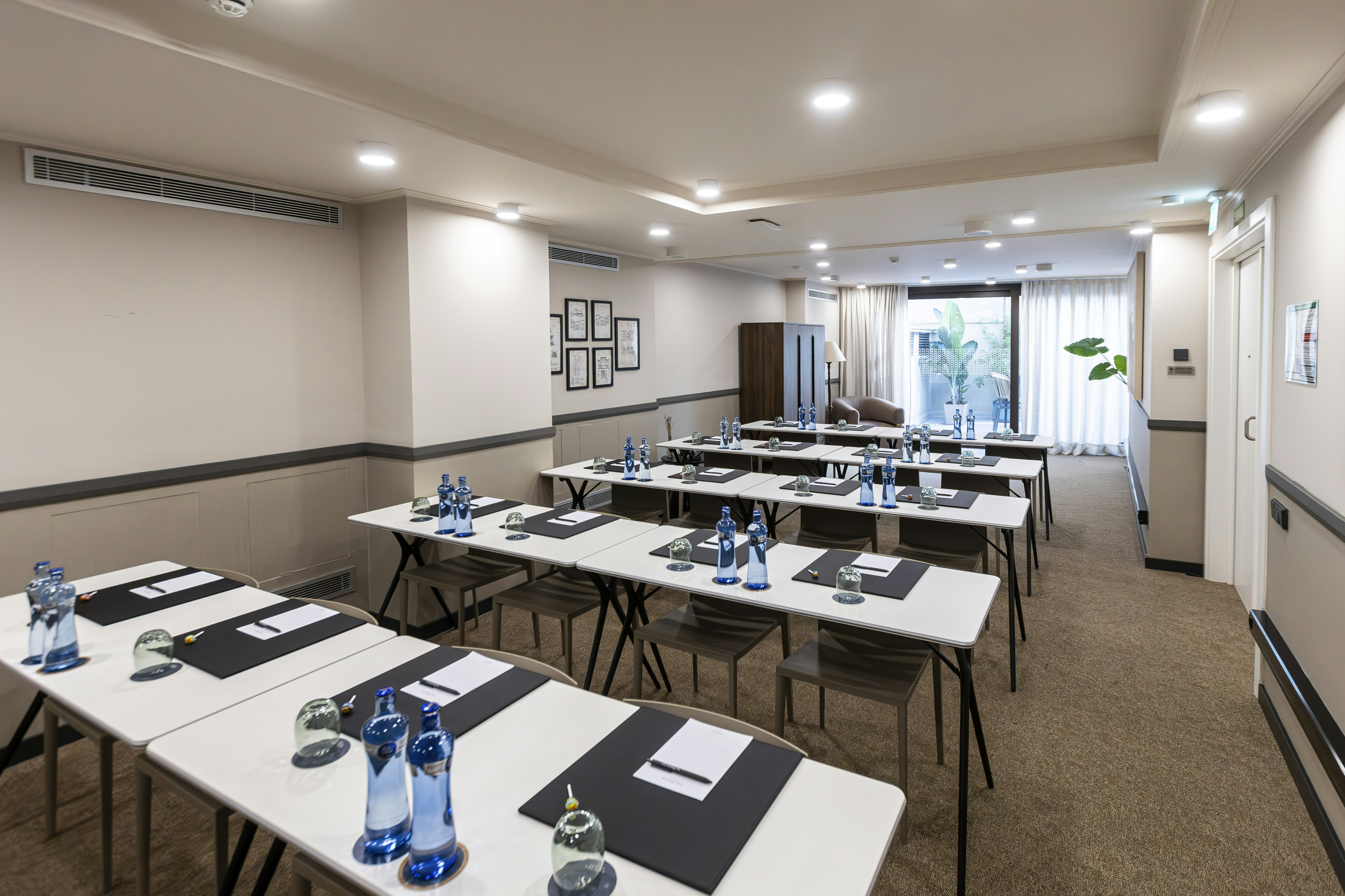 Via Sants Hotel Barcelona, Tapestry Collection by Hilton 45/53