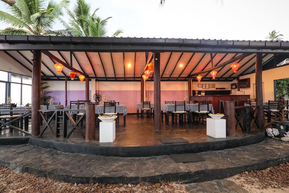 Dalawella Beach Resort 4/51