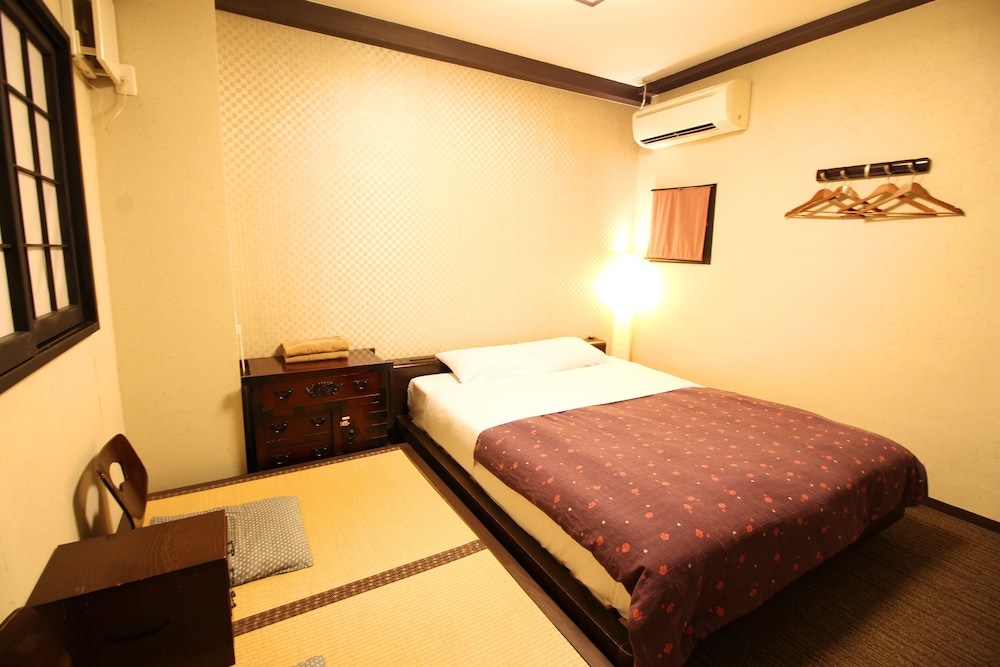 Superior, Double Bed, No Window