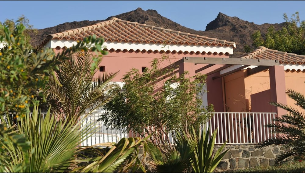 Foya Branca Resort Hotel 1/43