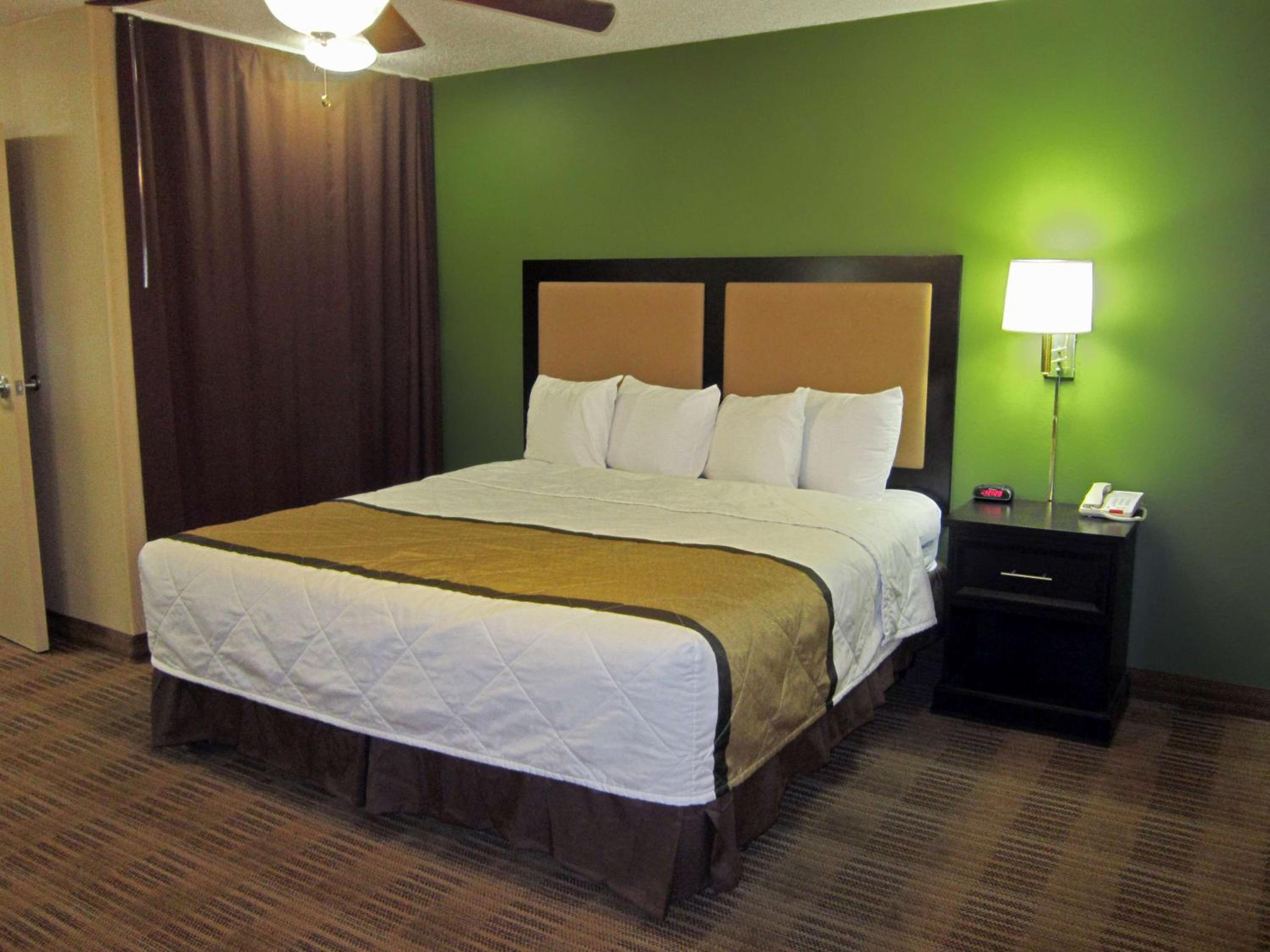 Extended Stay America Suites Raleigh Midtown 16/40