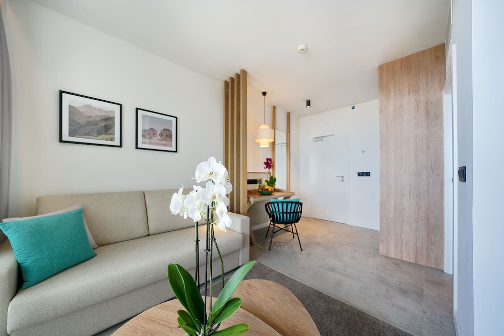 HOVIMA Suites Costa Adeje 37/64