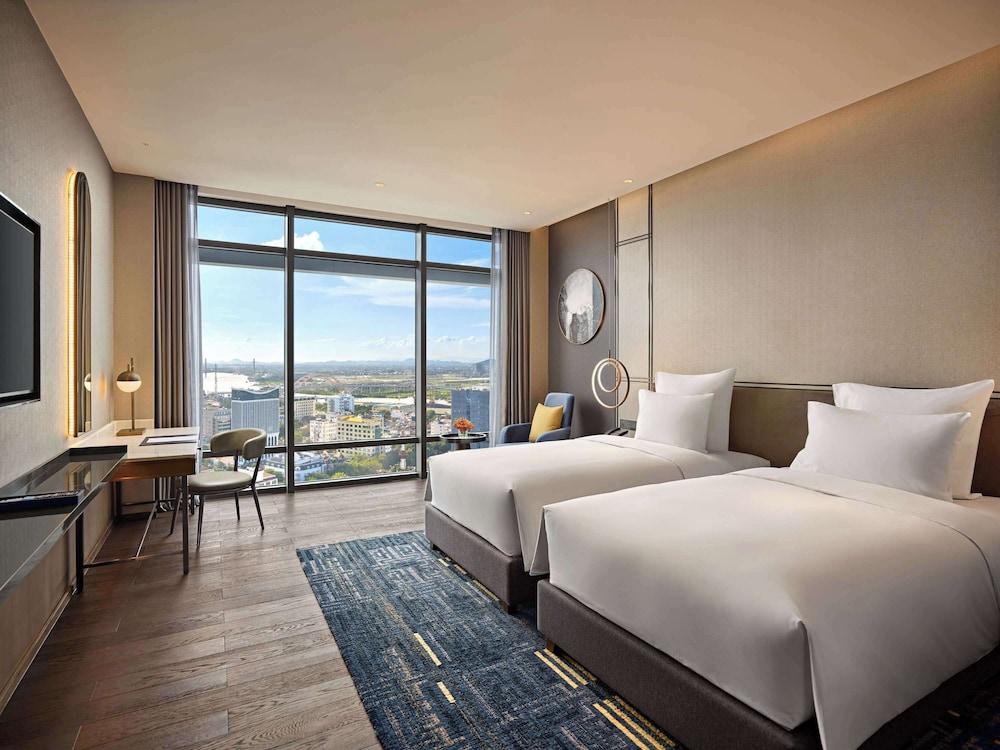 SUPERIOR, TWIN BEDS