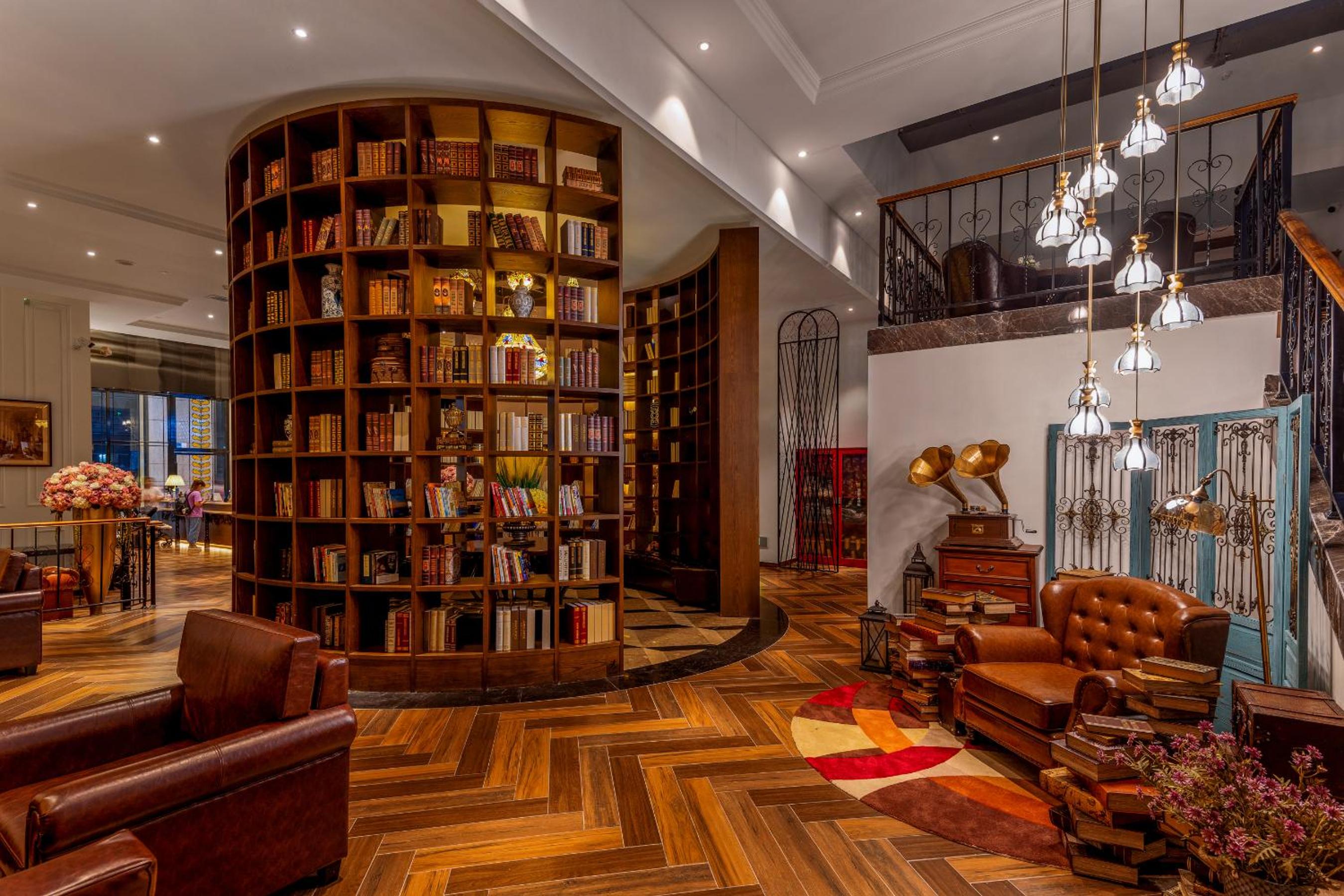 James Joyce Coffetel Hotel (Guangzhou Beijing Road Metro Station Pedestrian Street) 38/58