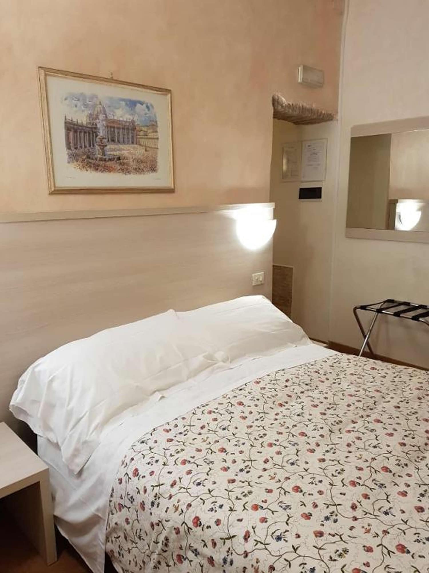 غرفة مفردة بسرير فردي، Hotel Julia 5/6