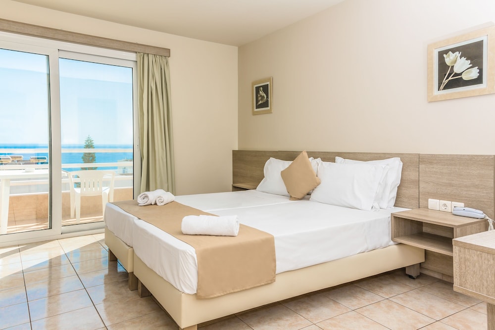Standard, Twin Beds, Sea View