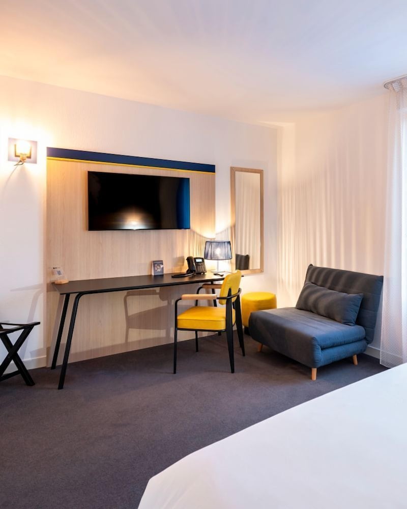 Ibis Styles Morlaix 24/47