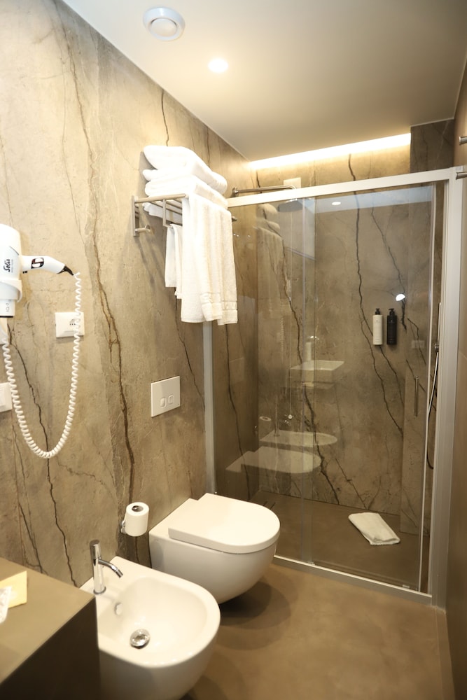 غرفة قياسية بسرير مزدوج، Hellenia Yachting Hotel 2/3