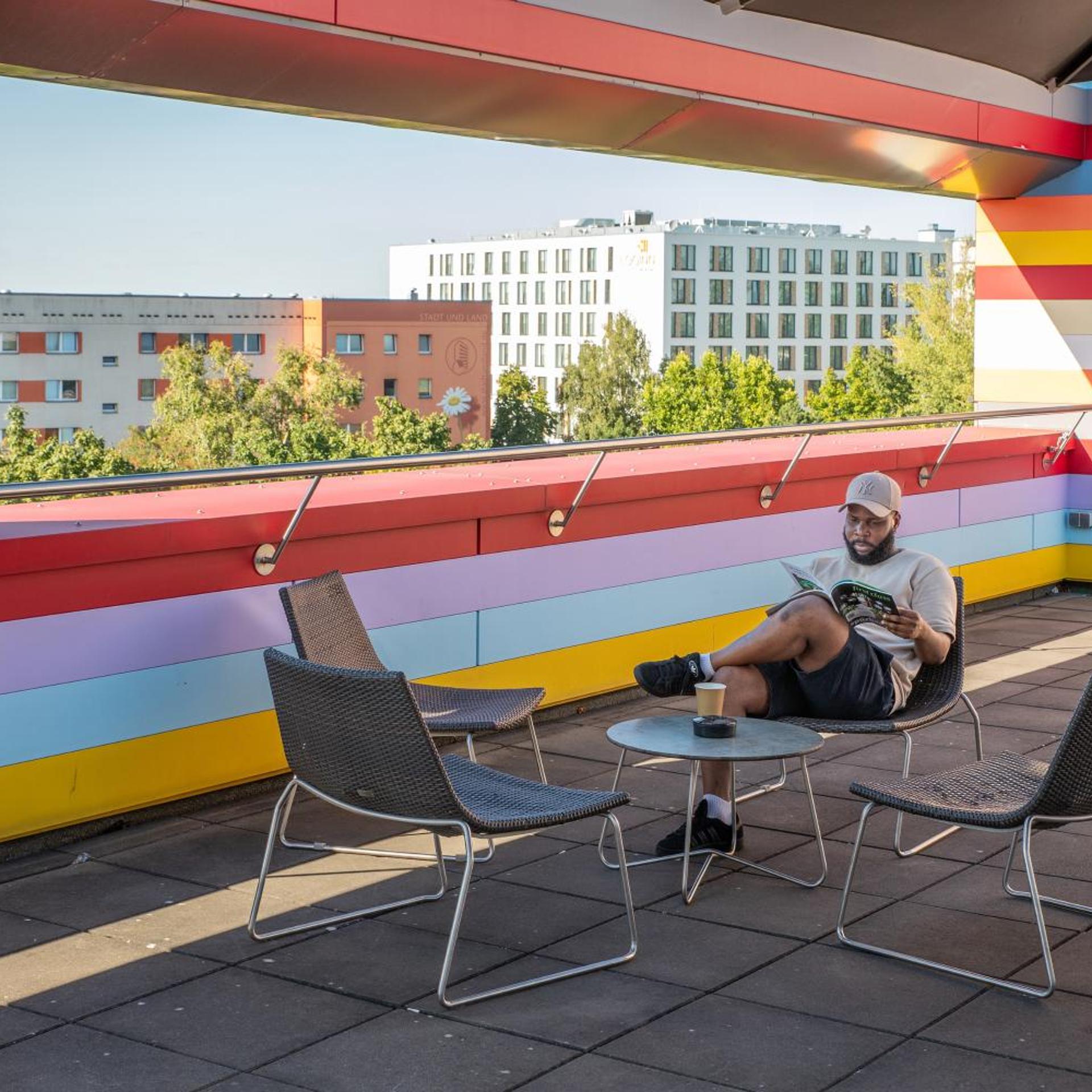 MEININGER Hotel Berlin Airport 49/51
