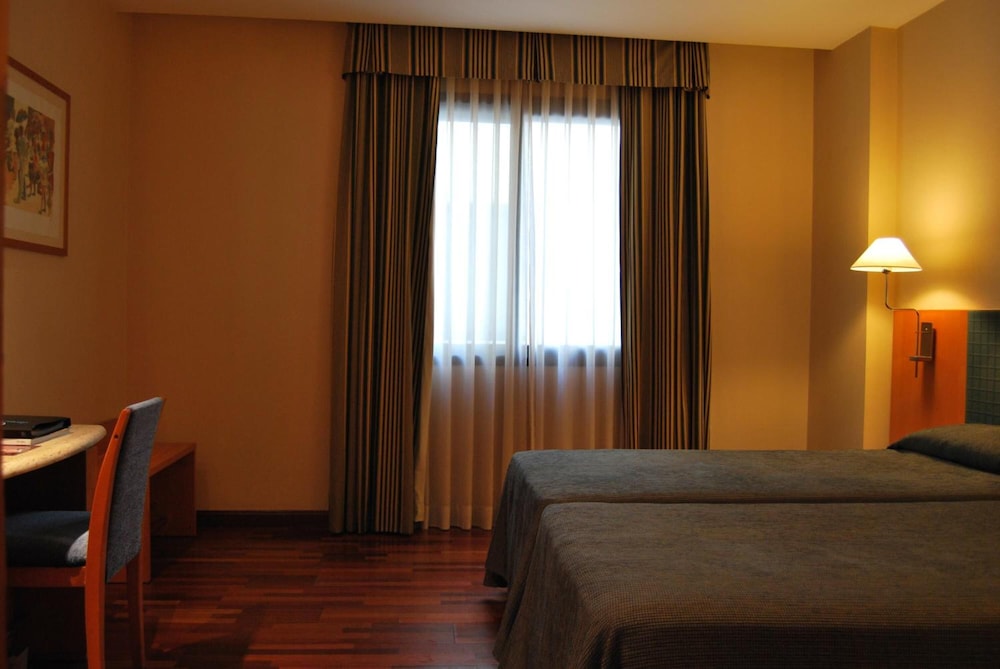 Hotel Villacarlos 9/30