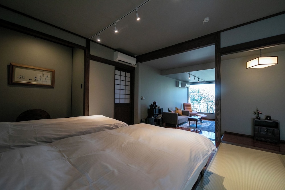 Japanese Western, Executive, Outdoor Bath