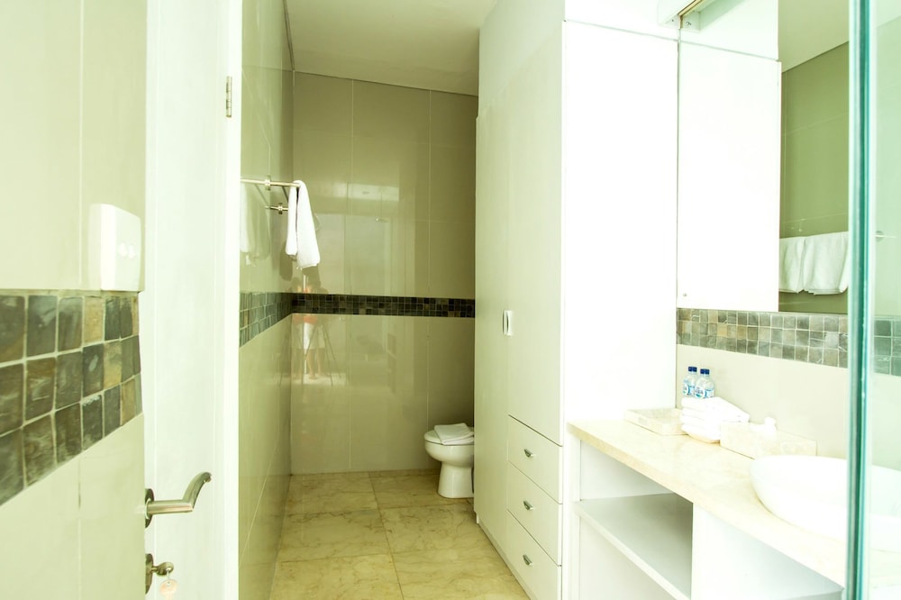 Apple Villa And Apartment 48/50