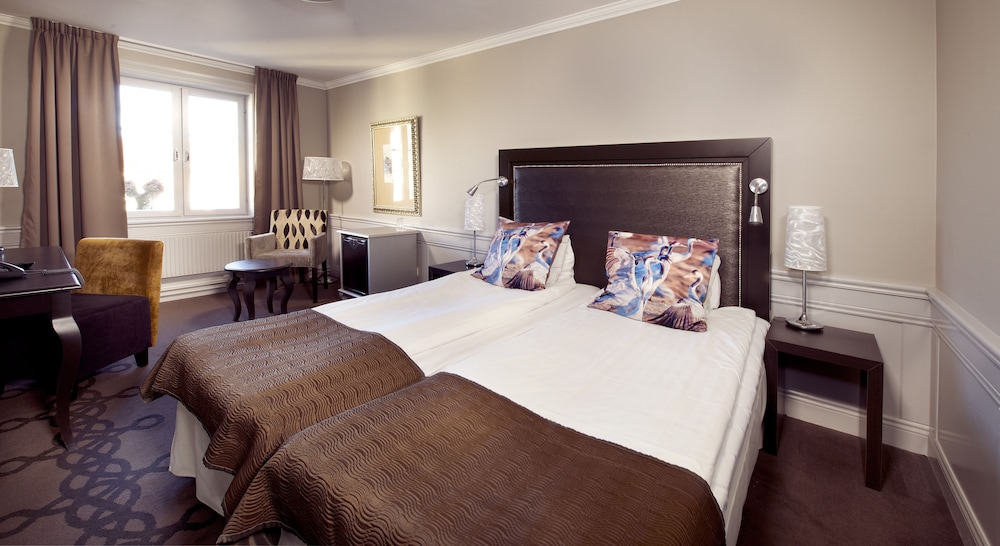 Home Hotel Majoren 10/48