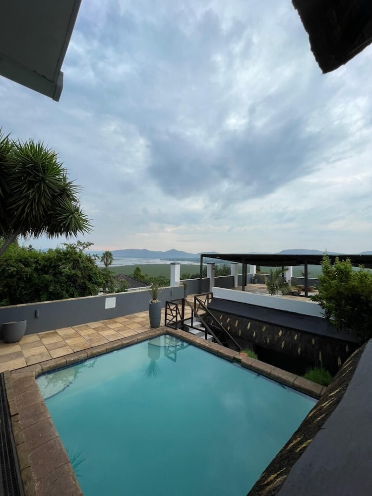 Galagos Lodge 25/50