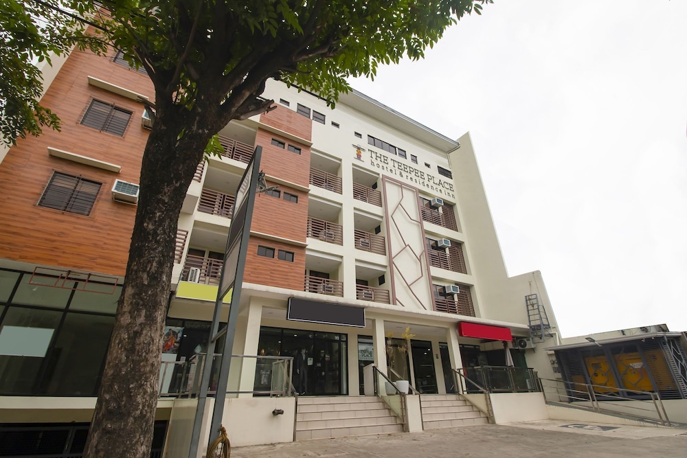 OYO 832 The Teepee Place Hostel & Residence Inn 3/37