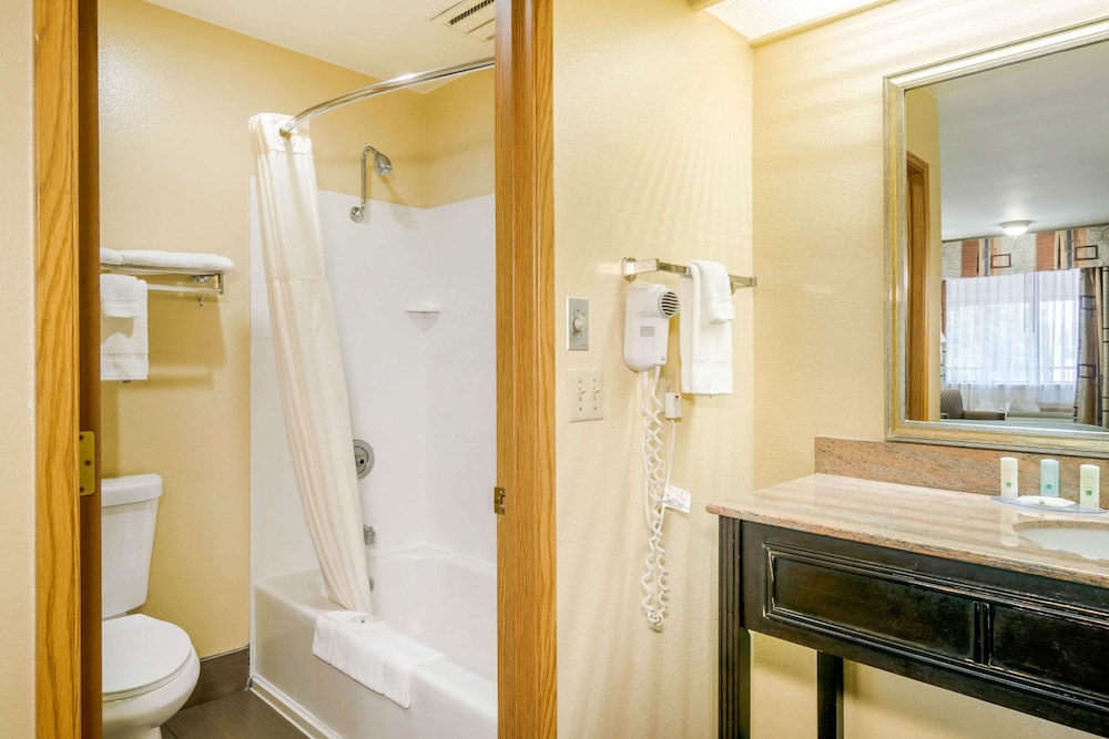 Quality Inn Klamath Falls - Crater Lake Gateway 20/41