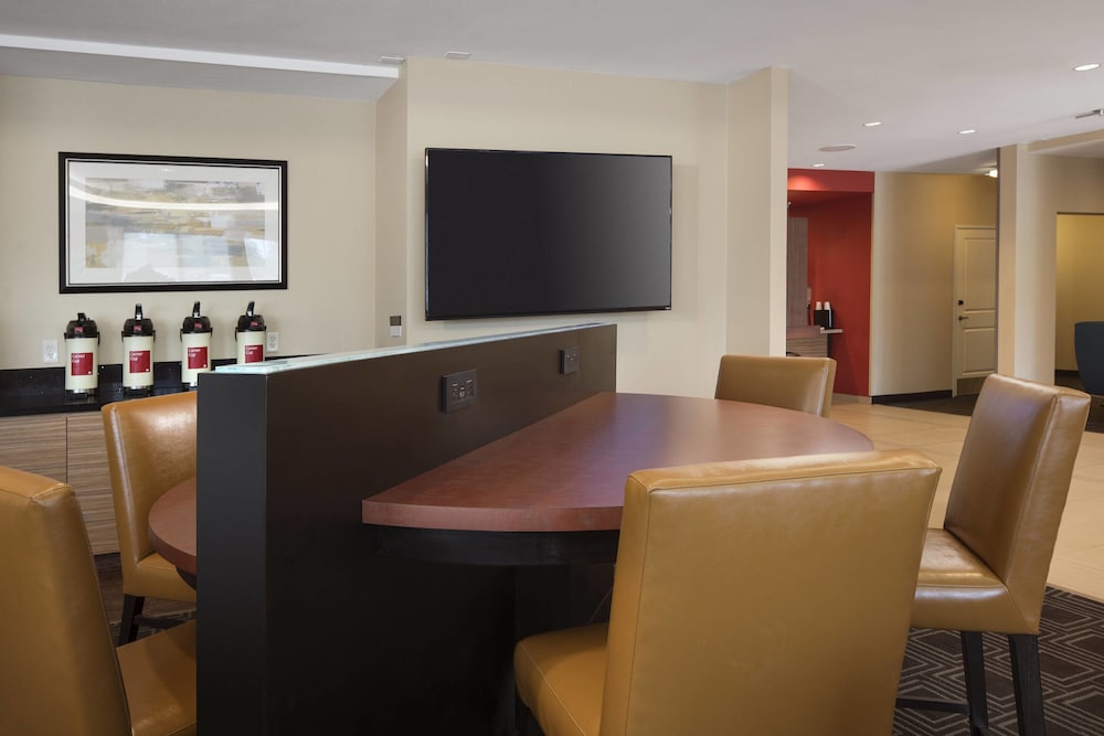 TownePlace Suites by Marriott San Diego Carlsbad / Vista 23/24