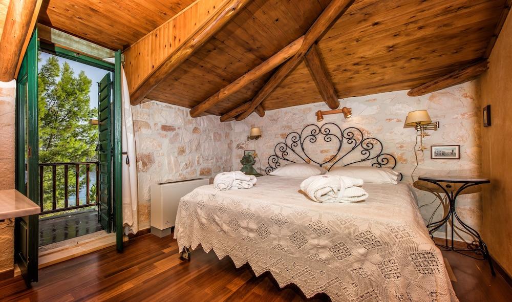 Nobelos Boutique Hotel 9/50