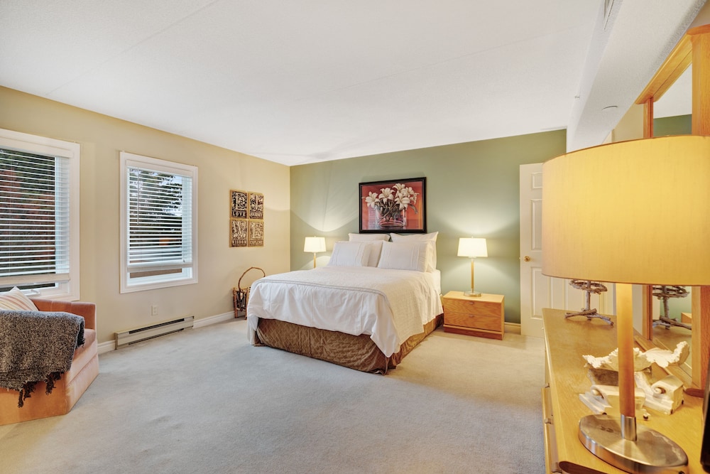 The Lodges At Blue Mountain Mountain Walk Condos 20/50