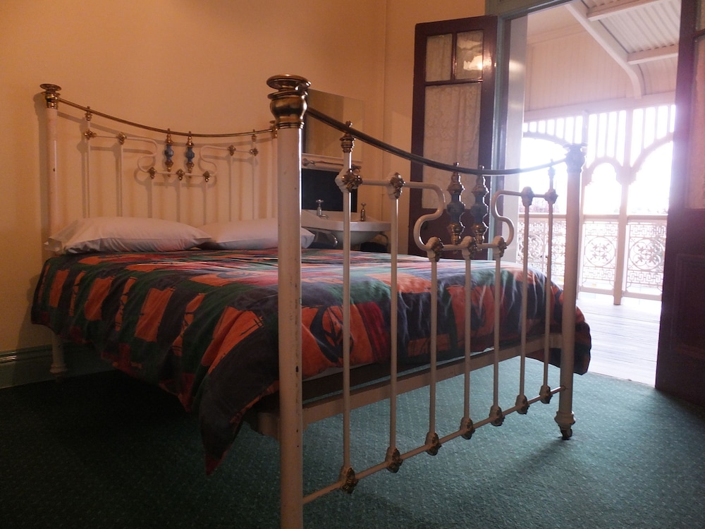 Criterion Hotel Warwick 19/43
