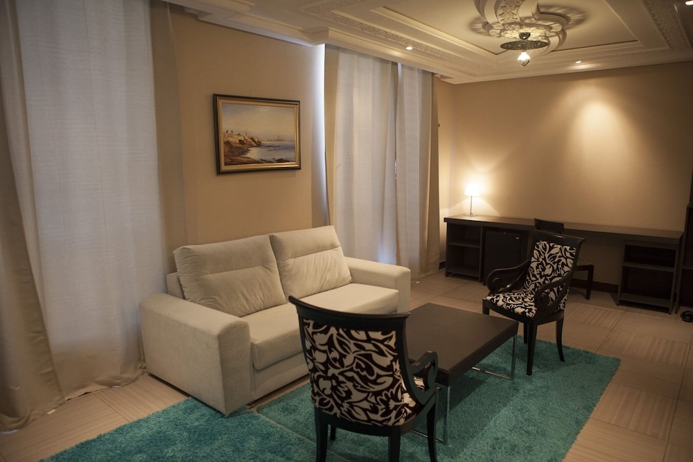 Hotel Jardy 32/56