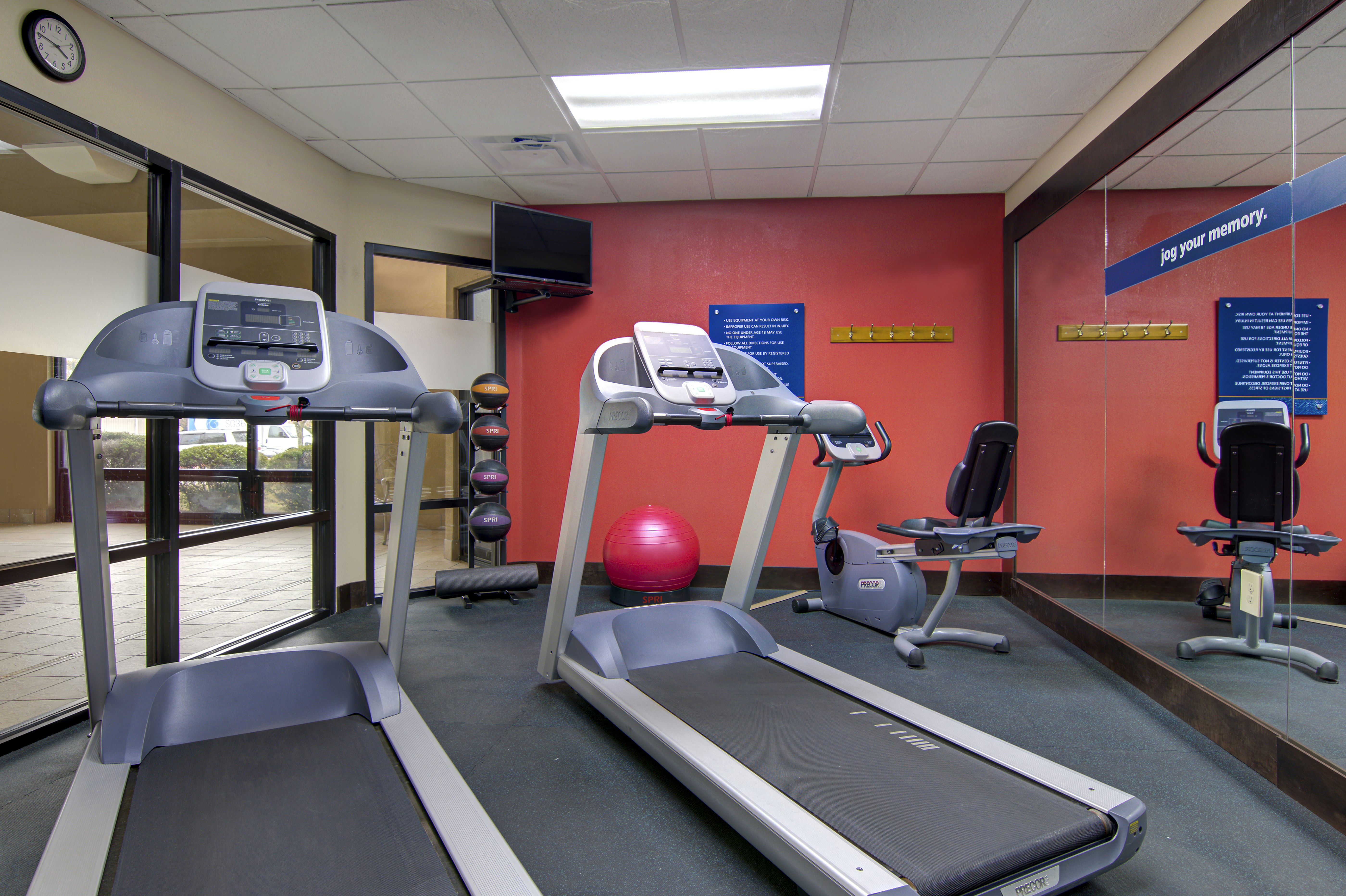 Hampton Inn Fayetteville 44/73