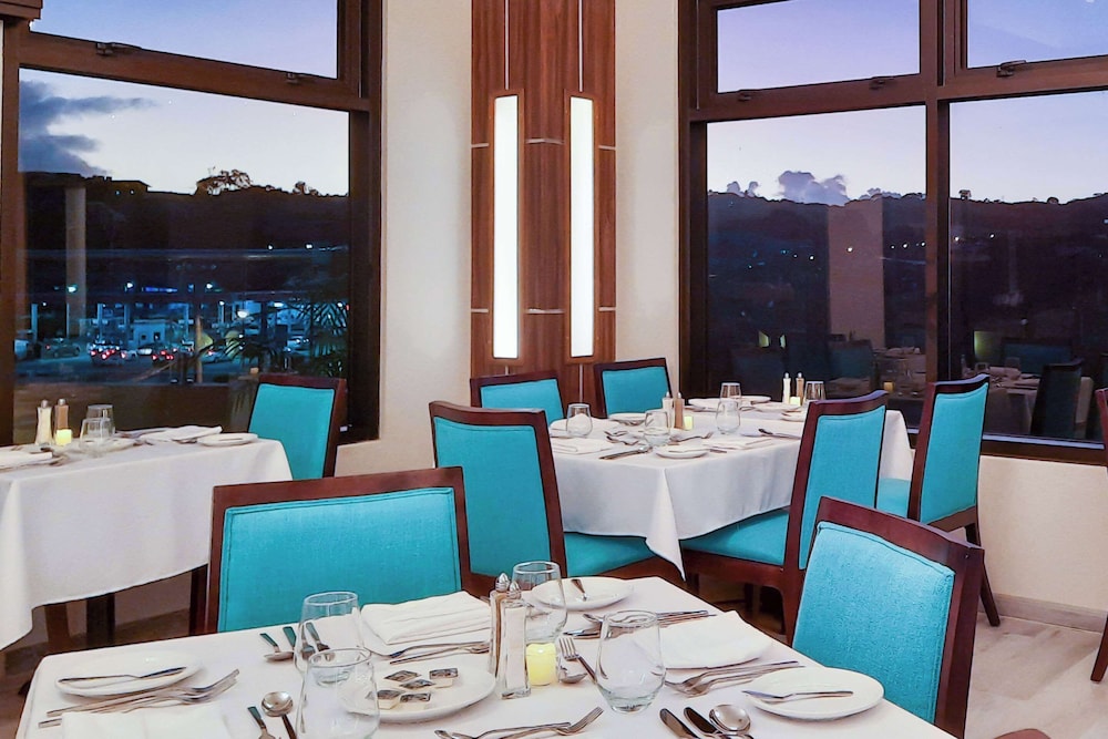 Comfort Inn & Suites Tobago 33/50