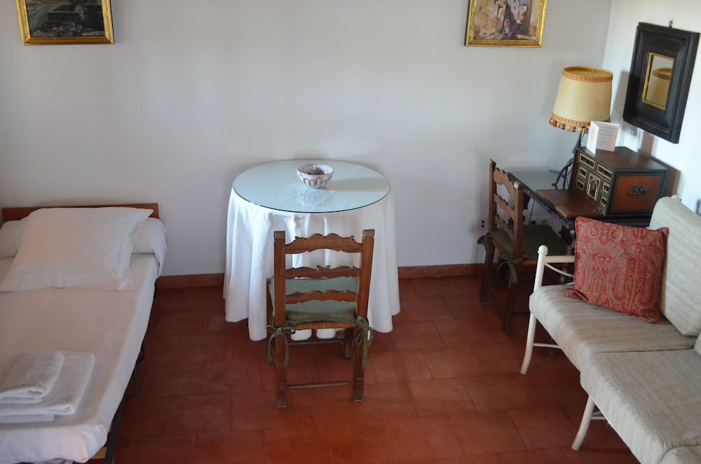 Hotel Santa Isabel La Real 48/66