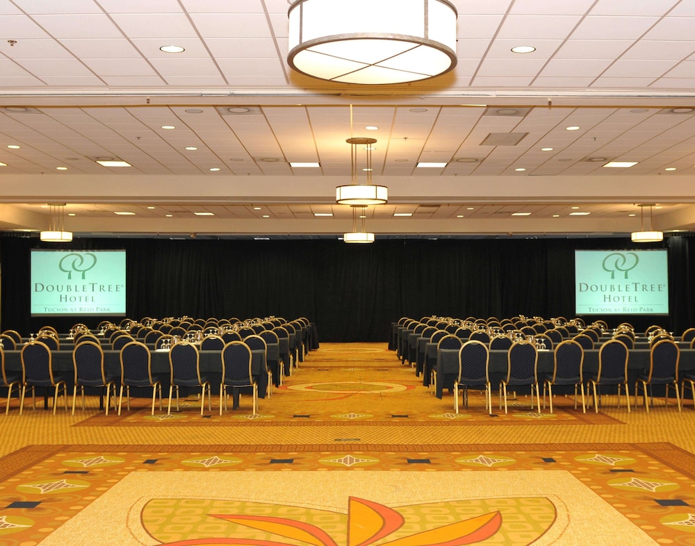 DoubleTree by Hilton Hotel Tucson - Reid Park 53/56
