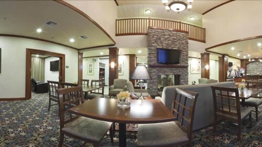 Staybridge Suites Tucson Airport 51/67