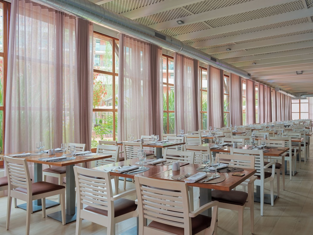 H10 Salauris Palace 50/77