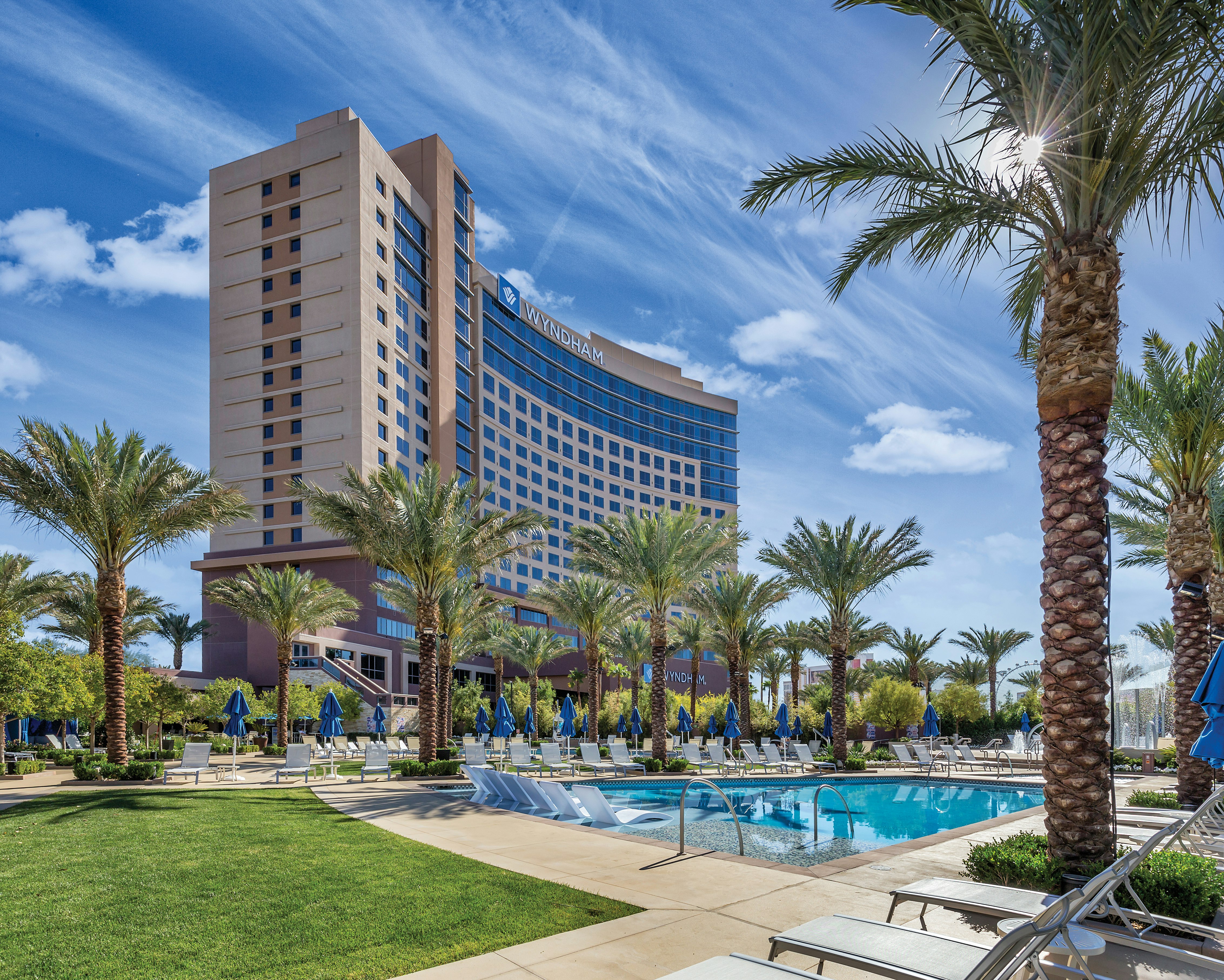 Club Wyndham Desert Blue 53/65