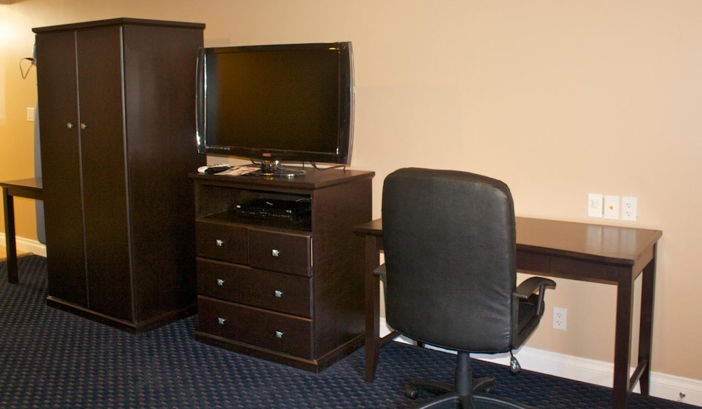 Garden Inn Suites 42/55