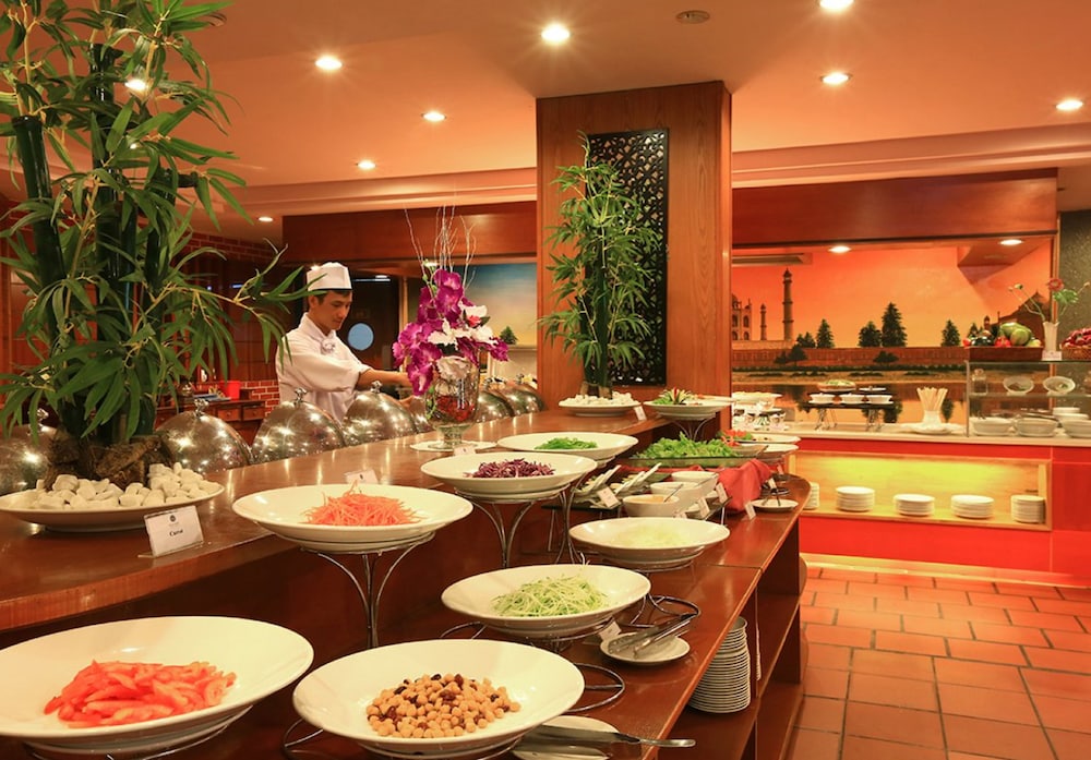 Ramana Hotel Saigon 54/68