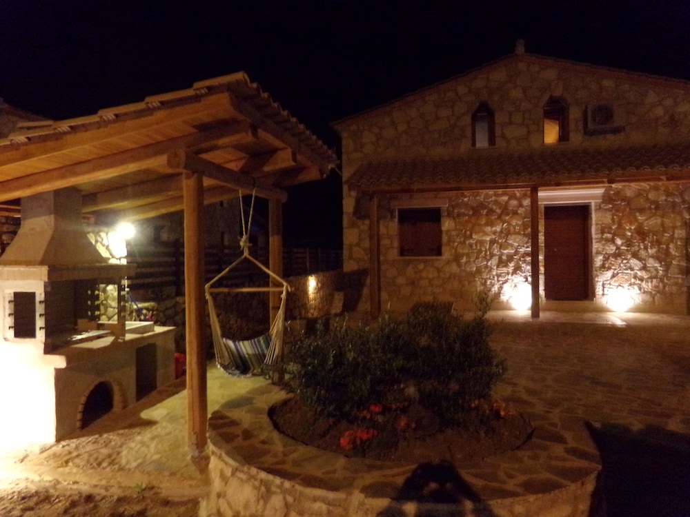 Alegria Villas 24/48
