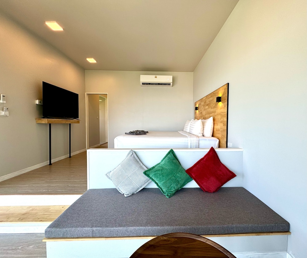 Hip Seaview Resort At Phi Phi 15/50