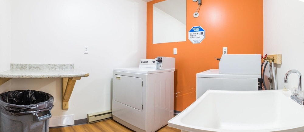 Motel6-Fort Nelson, BC 49/50