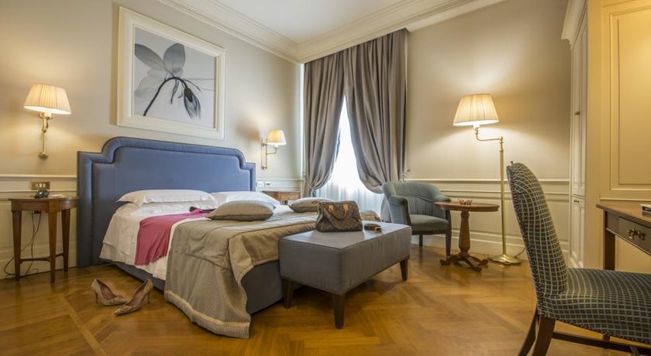 Hotel Corona d Oro 1890 3/43