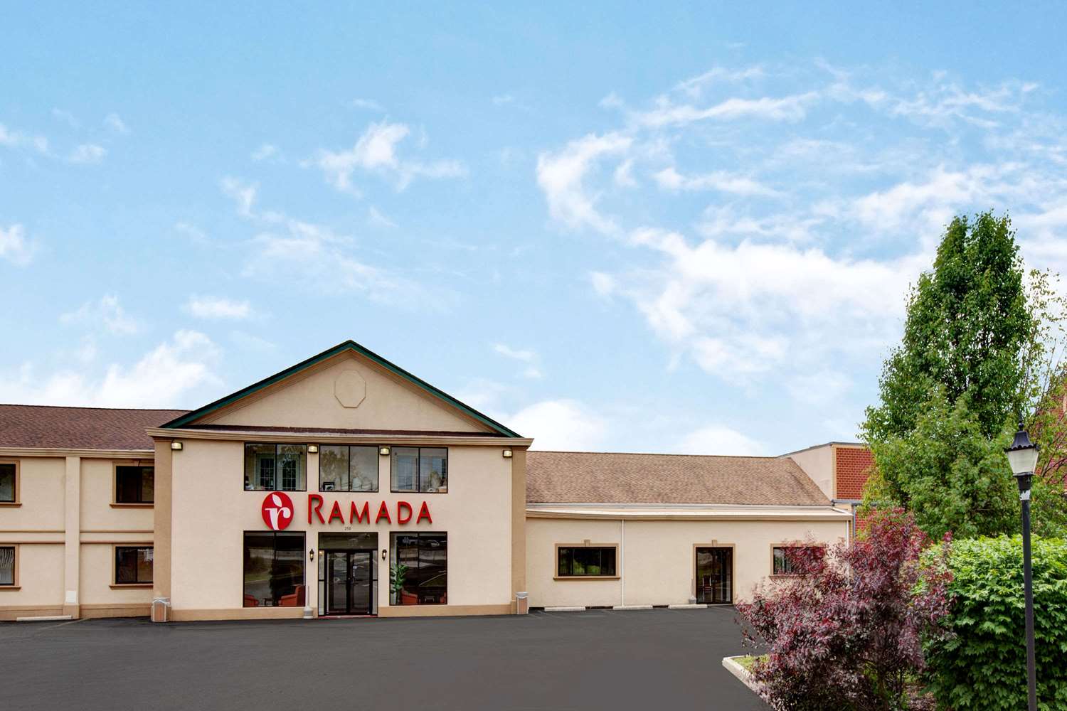 Ramada by Wyndham Flemington 2/38