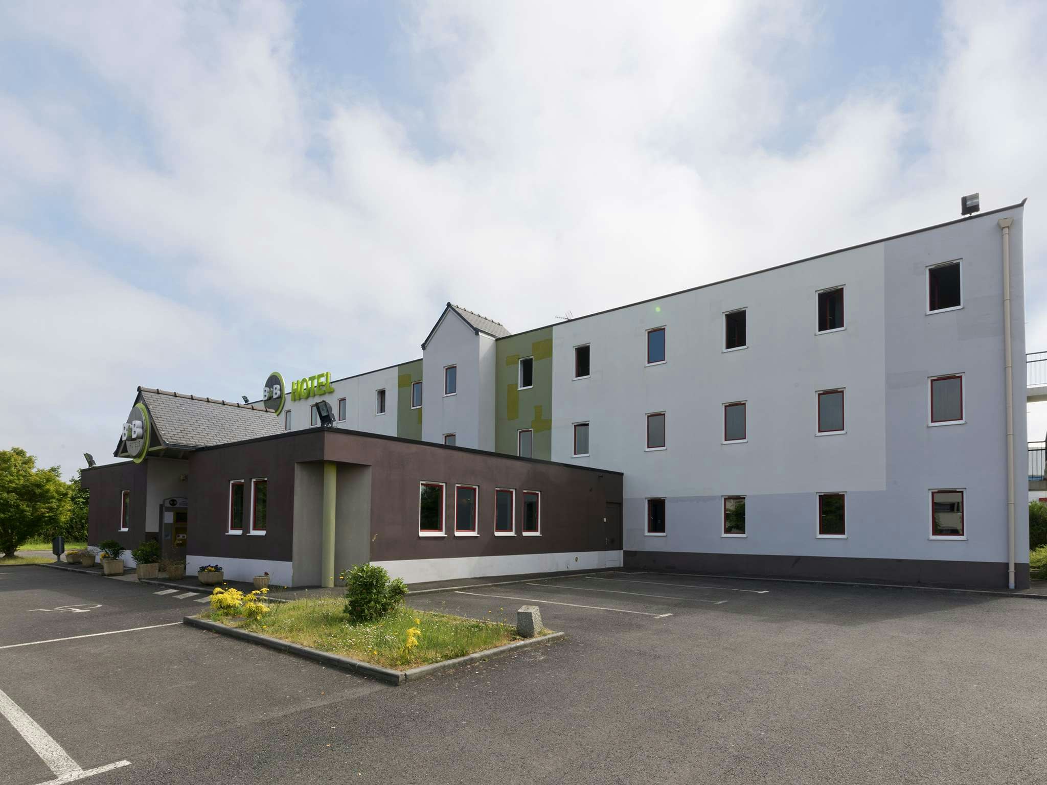 B&B Hotel Rennes Est Cesson Sevigne 25/26