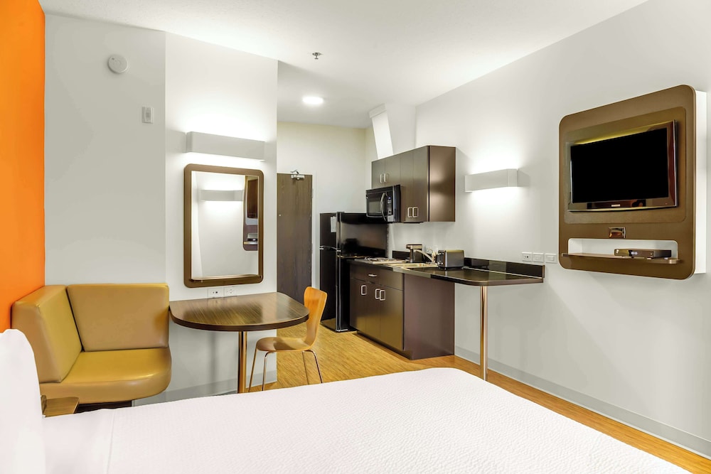 Motel6 Swift Current Sk 27/44