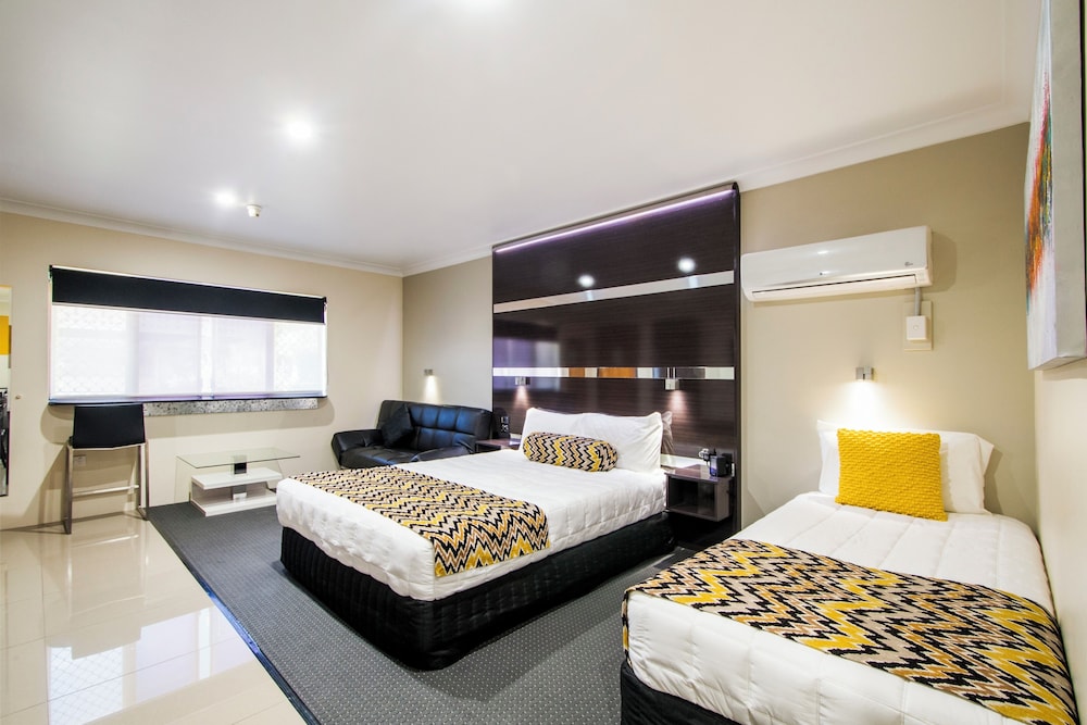 The Abbey Motor Inn 28/44