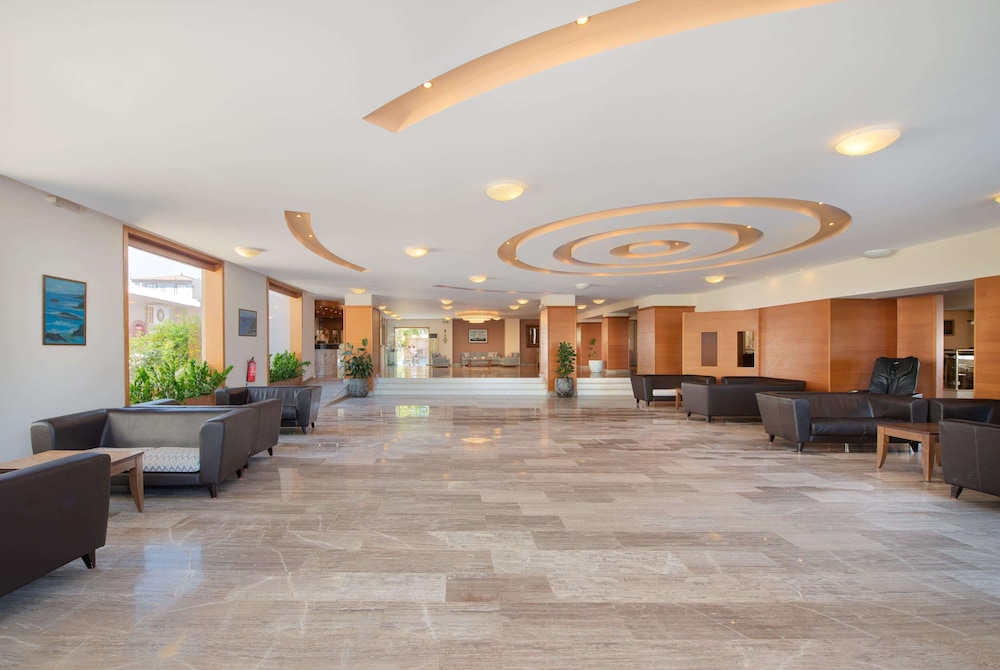 CHC Marilena Hotel 5/38