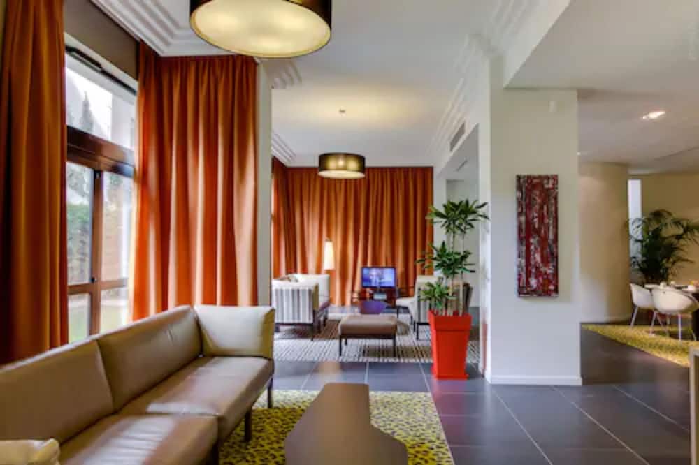 Privilege Apparthotel St Exupery 55/72