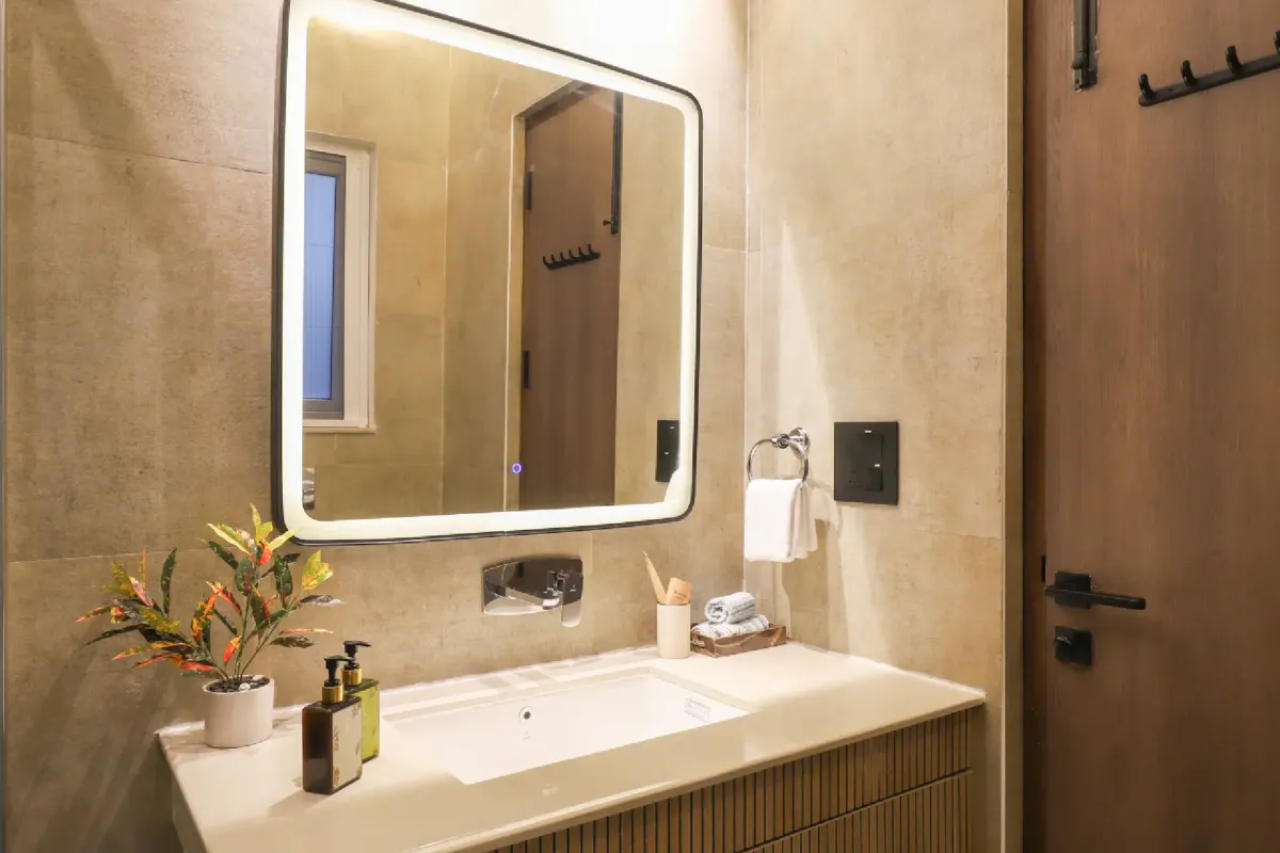 ELIVAAS 4 BHK with Balcony & Terrace Antarmann Casa Nova 17/18