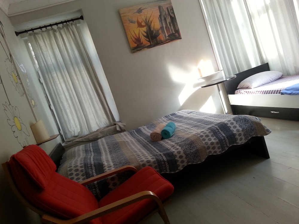 Taxim Hostel 16/74