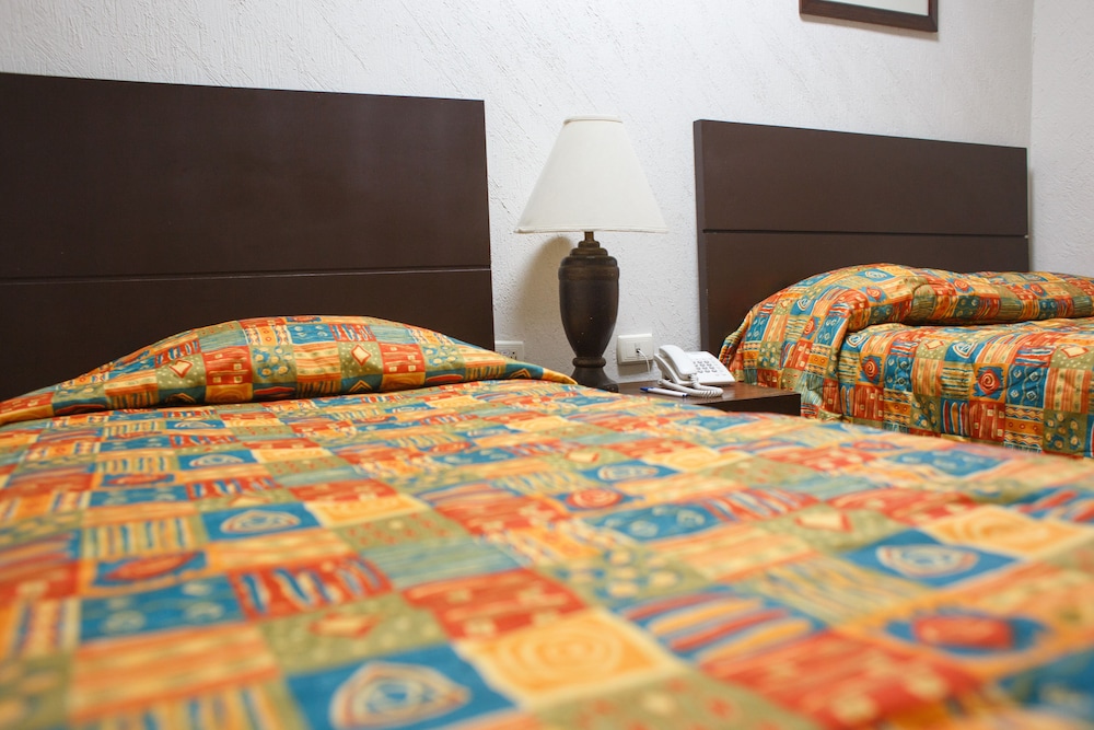 Hotel Fiesta Versalles 14/32
