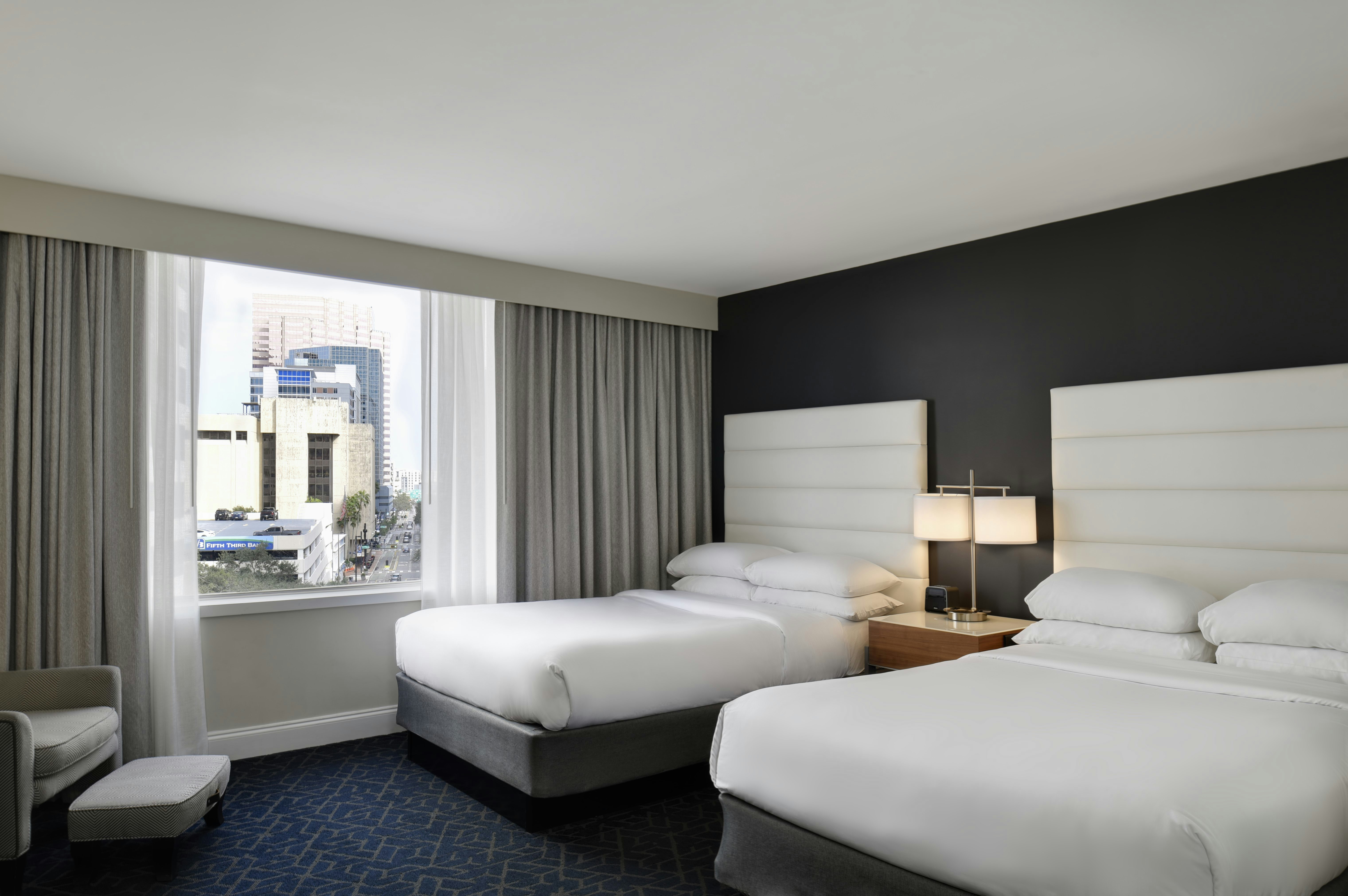 room, 2 double beds, city view